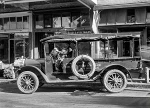 1920 REO Speed Wagon